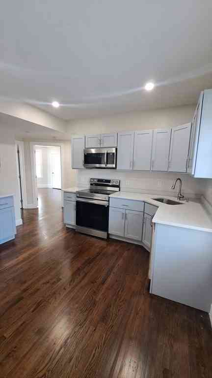 Apartment For Rent - 7 Samoset #2<br/> Boston, MA 02124