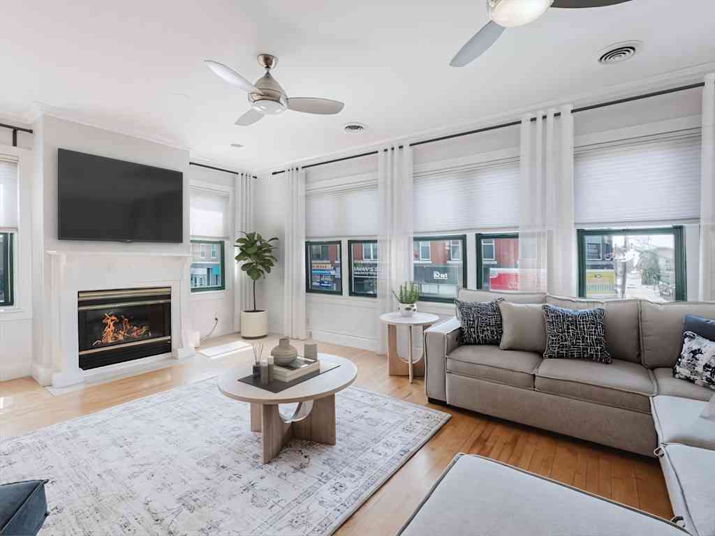 Condo For Sale - 6 Cushing St #1<br/> Waltham, MA 02453