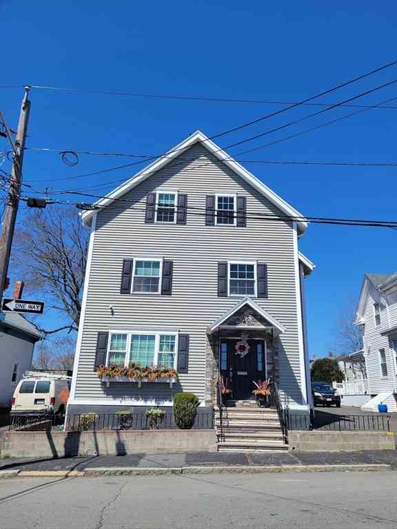 Apartment For Rent - 20 Symonds St #1<br/> Salem, MA 01970