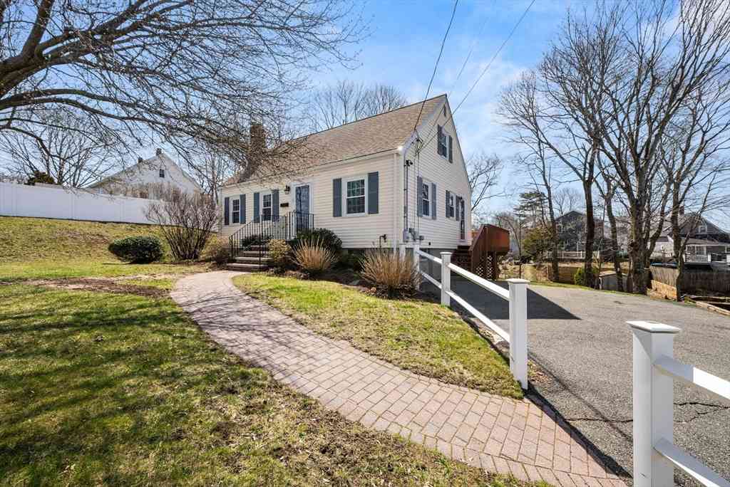 Homes For Sale - 25 Hawkins Street<br/> Weymouth, MA 02189