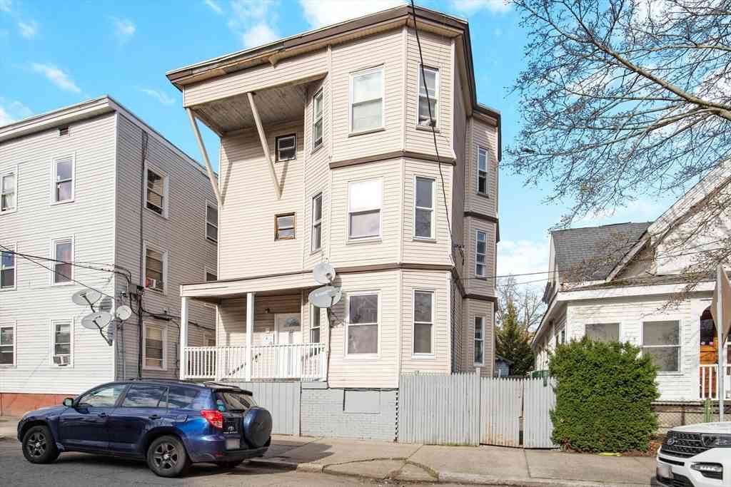 Multifamily For Sale - 22 Elm St<br/> Lynn, MA 01905