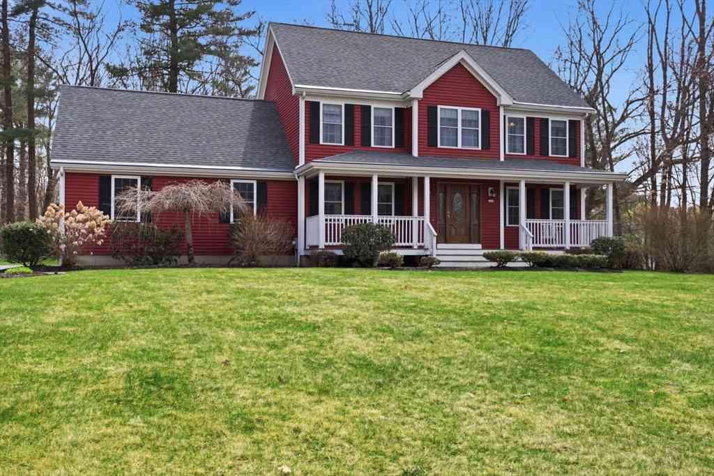 Homes For Sale - 107 Summit Dr.<br/> Plymouth County, East Bridgewater, MA 02333