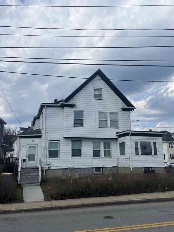 Apartment For Rent - 178 Washington St #2<br/> Winthrop, MA 02152