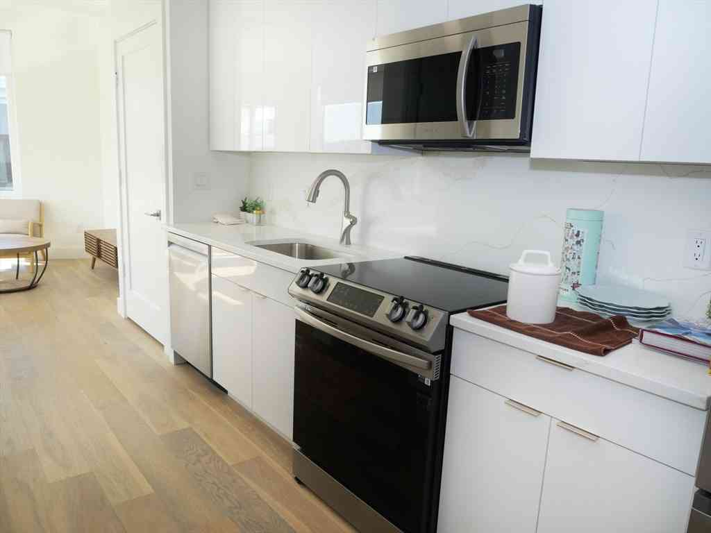 Apartment For Rent - 38 Hichborn #301<br/> Boston, MA 02135