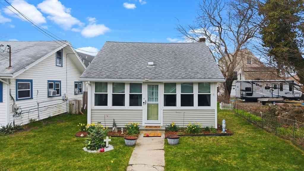 Homes For Sale - 52 Point St<br/> Bristol County, Fairhaven, MA 02719