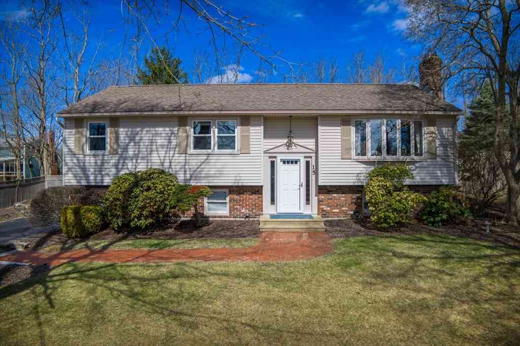 Homes For Sale - 15 Skyline<br/> Worcester County, Rutland, MA 01543