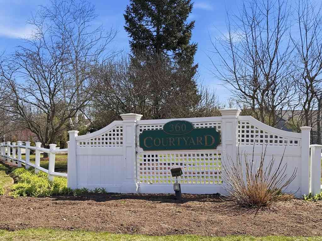 Condo For Sale - 360 Littleton Rd #E10<br/> Middlesex County, Chelmsford, MA 01824