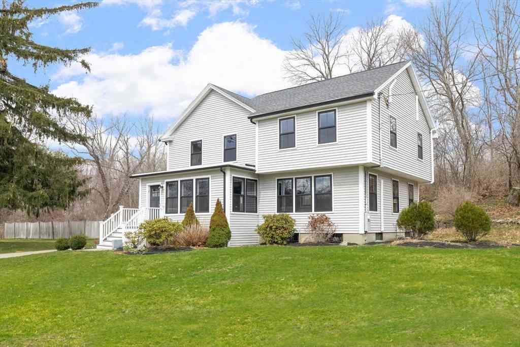 Homes For Sale - 36 Fisher Road<br/> Worcester County, Southborough, MA 01772