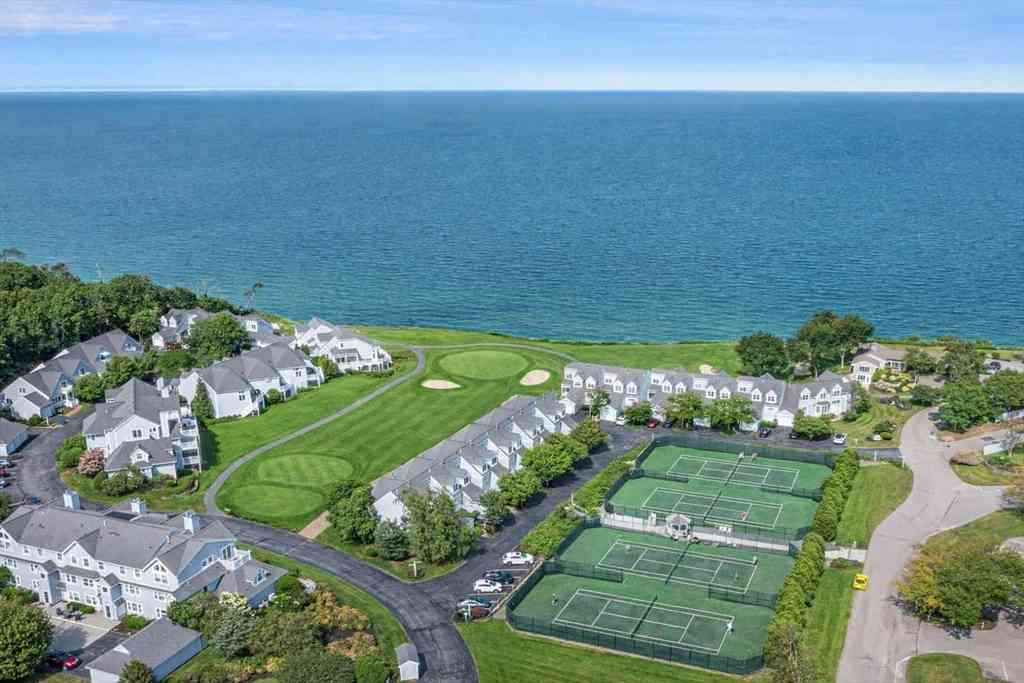Condo For Sale - 62 Fairway Dr #62<br/> Plymouth, MA 02360