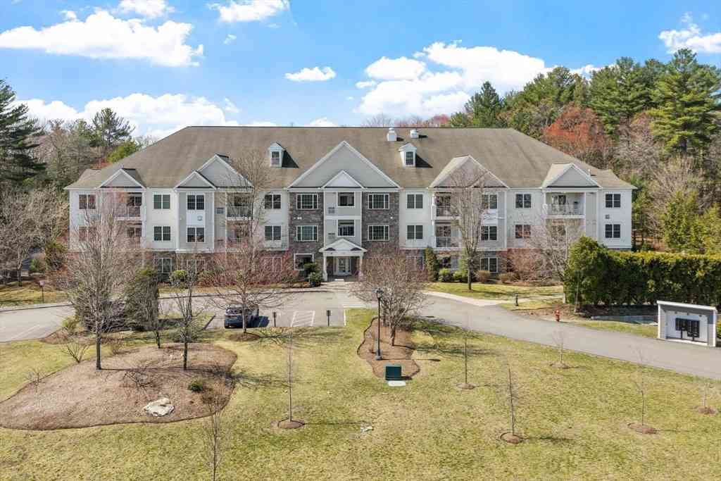 Condo For Sale - 1302 Albion Drive #1302<br/> Bedford, MA 01730