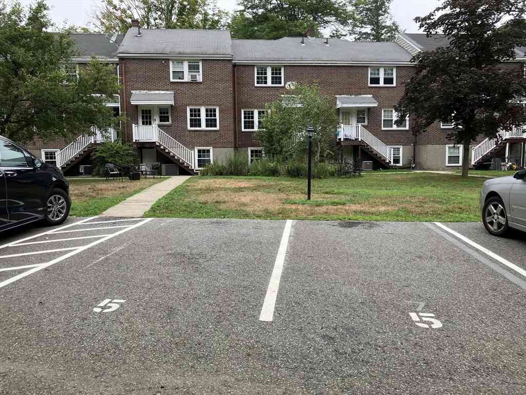 Homes For Rent - 5 Linden Street #5<br/> Wellesley, MA 02482