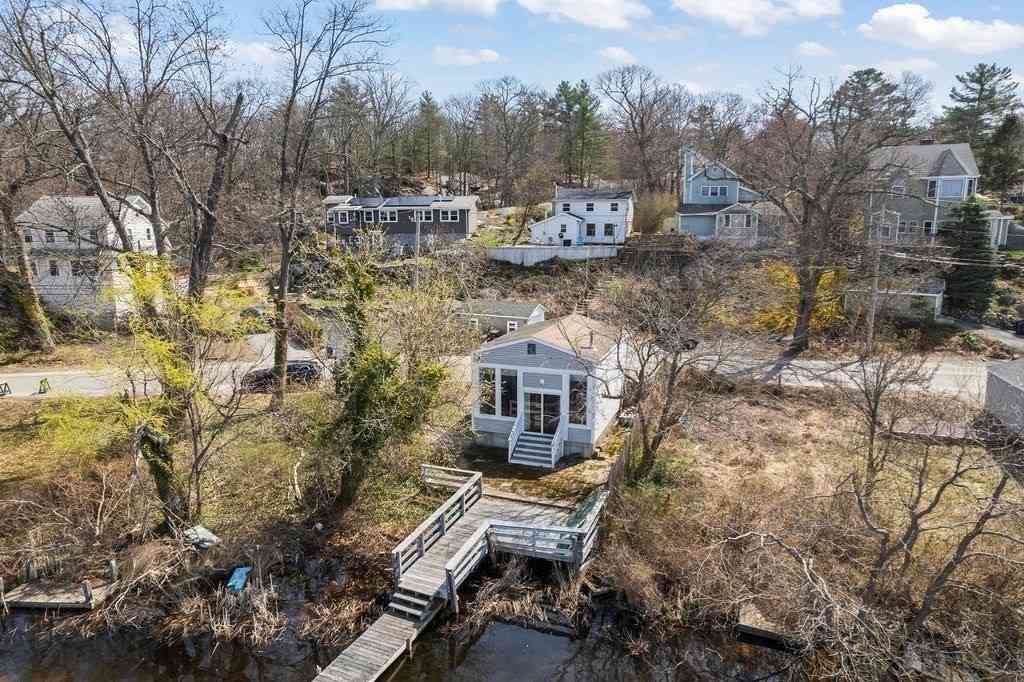 Homes For Sale - 111 Westminster Rd<br/> Weymouth, MA 02188