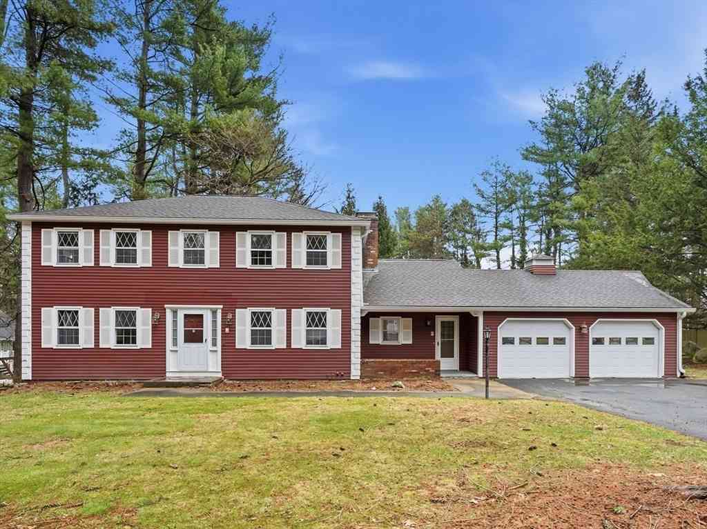 Homes For Sale - 52 Vicksburg Circle<br/> Worcester County, Holden, MA 01520