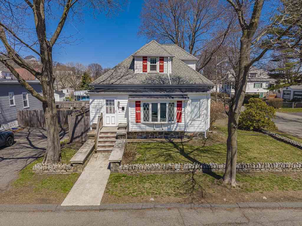 Homes For Sale - 10 Guild Rd<br/> Saugus, MA 01906