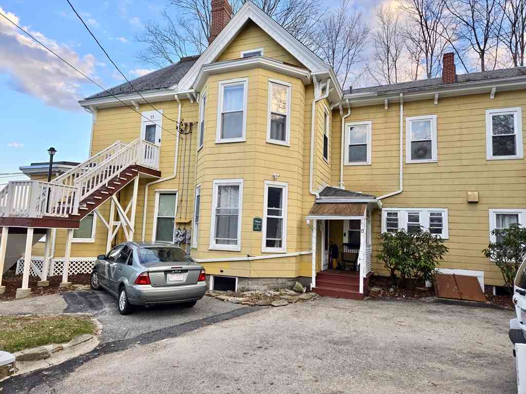 Homes For Rent - 13 Edwards St<br/> Southbridge, MA 01550
