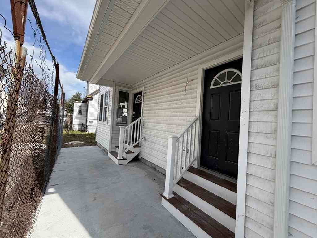Homes For Rent - 7 Parkway St<br/> Boston, MA 02124