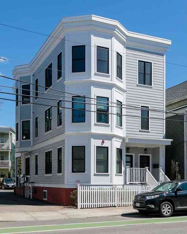 Condo For Sale - 111 Beacon Street #C<br/> Somerville, MA 02143