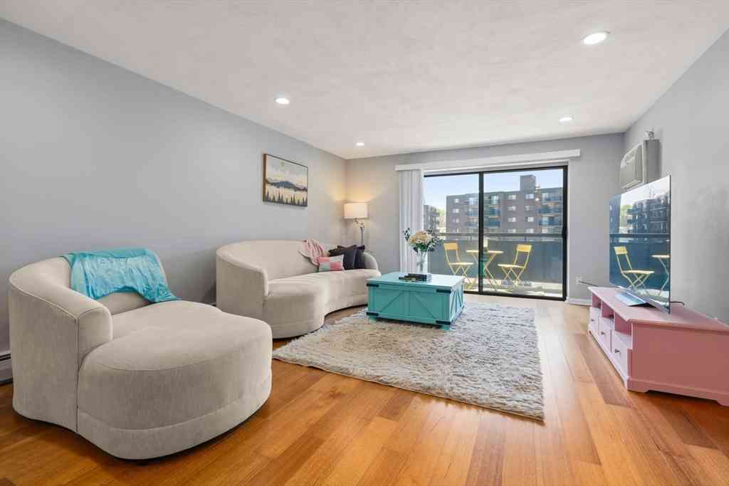 Condo For Sale - 32 Whites Ave #E441<br/> Watertown, MA 02472