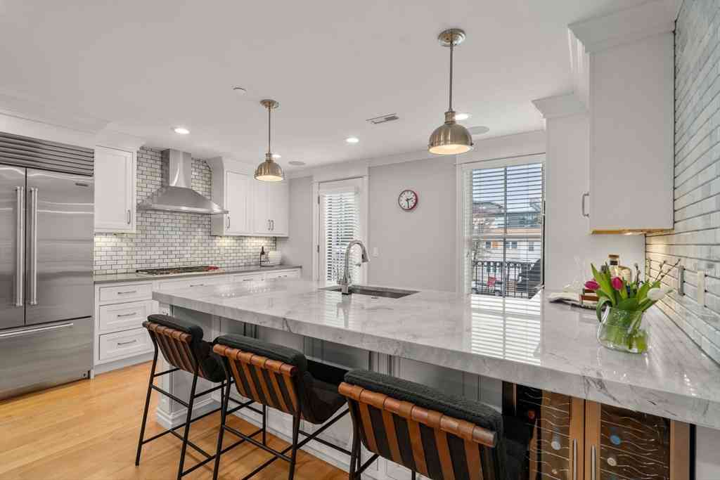 Condo For Sale - 893 E Second St #9<br/> Boston, MA 02127