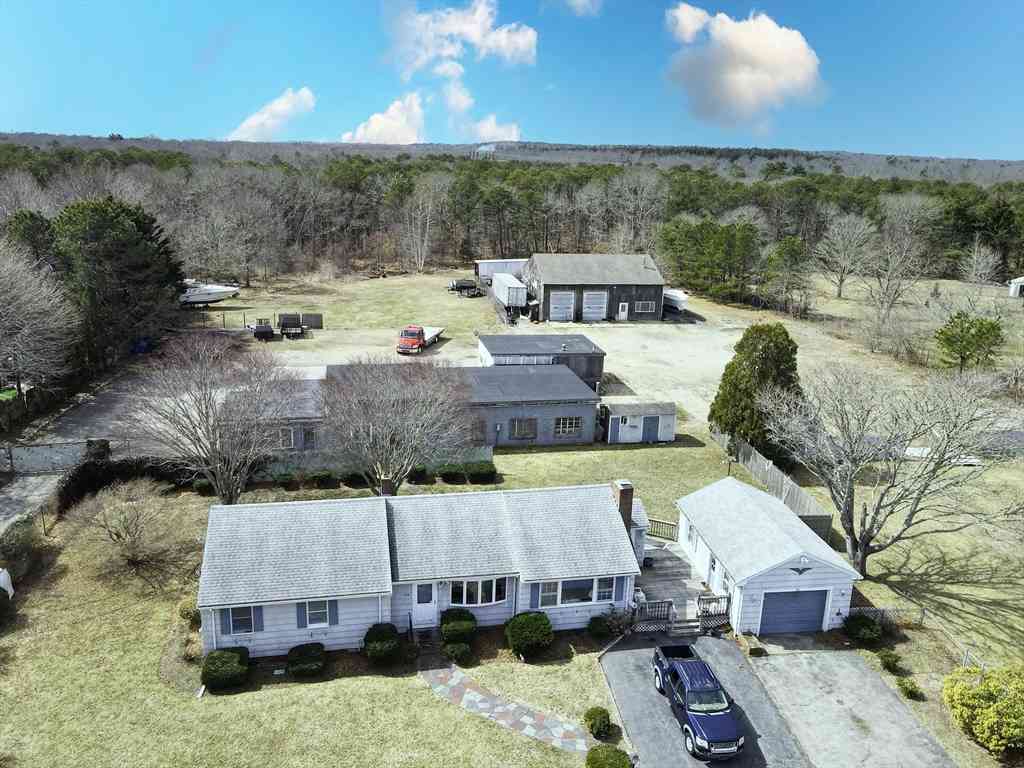Homes For Sale - 108 Trotting Park Rd<br/> Barnstable County, Falmouth, MA 02536