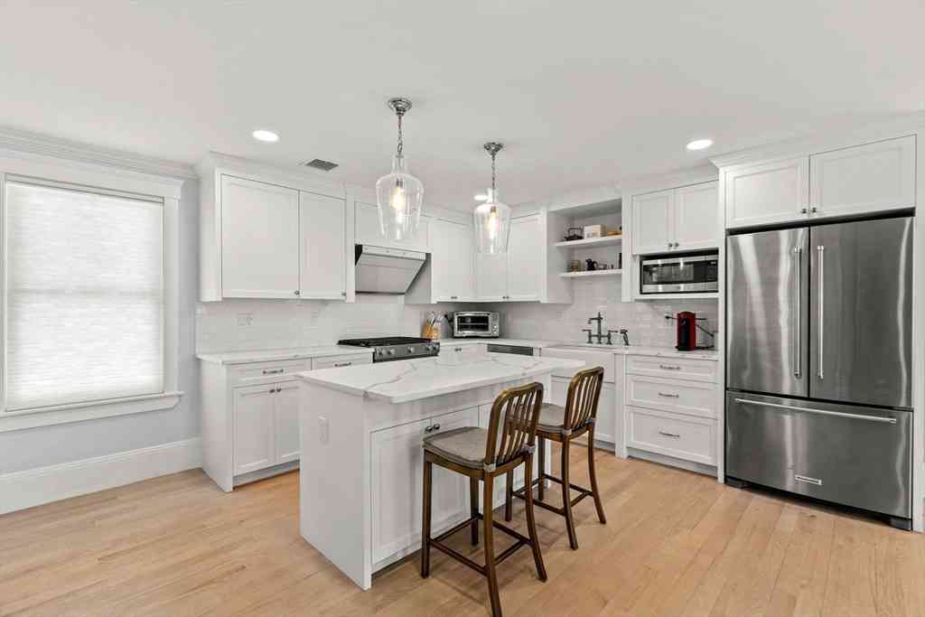 Condo For Sale - 23 Union Street #2<br/> Salem, MA 01970