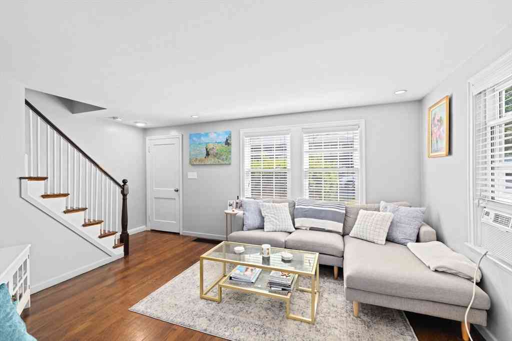 Homes For Sale - 33 Bishop Rd #33<br/> Quincy, MA 02170