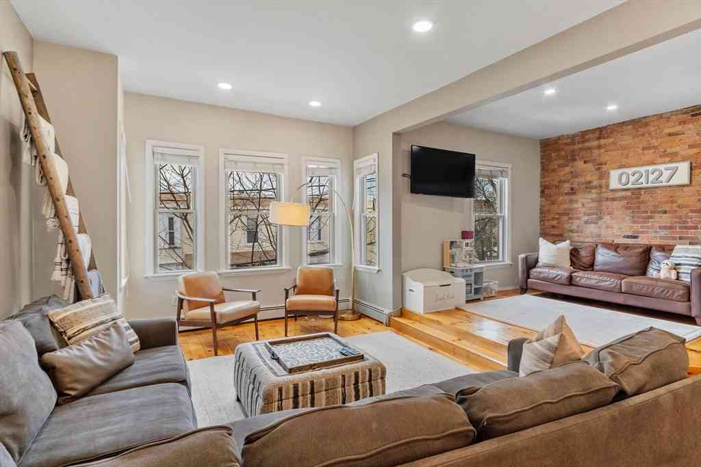 Condo For Sale - 787 E 3rd St #2<br/> Boston, MA 02127