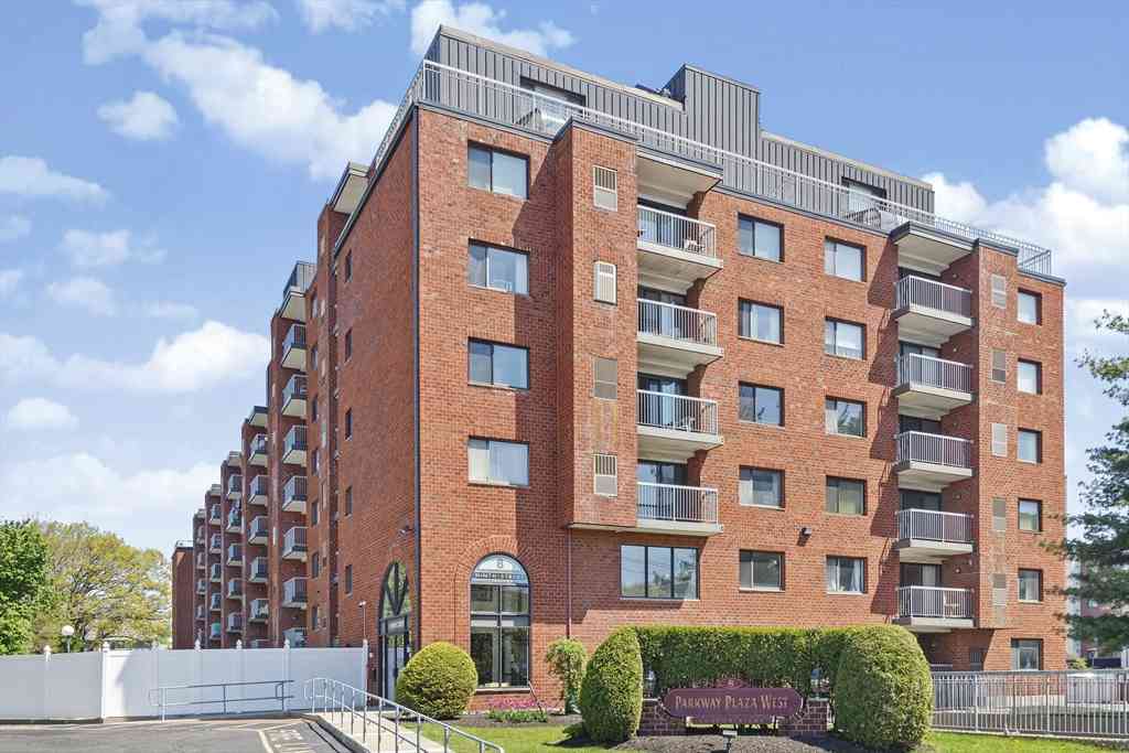 Condo For Sale - 8 Ninth #707<br/> Middlesex County, Medford, MA 02155