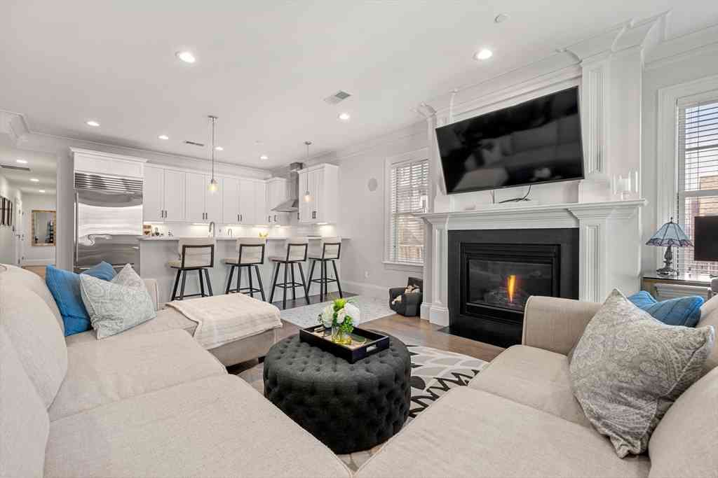 Condo For Sale - 844 East 4th Street #3<br/> Boston, MA 02127