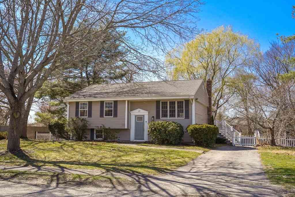 Homes For Sale - 13 Harlow Rd<br/> Marshfield, MA 02050
