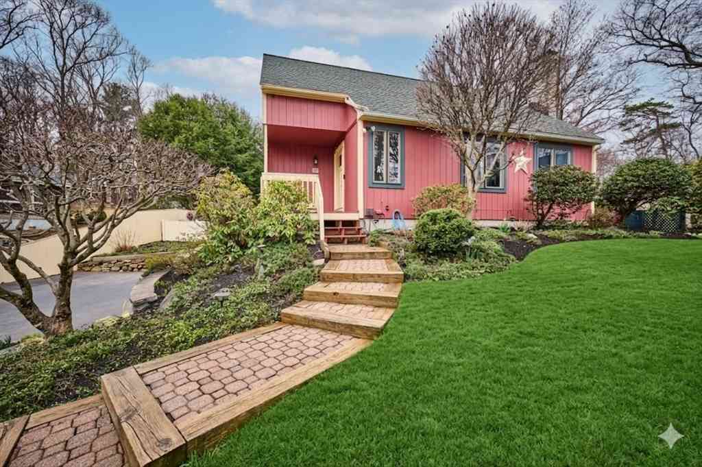Homes For Sale - 44 Carriage House Path<br/> Middlesex County, Ashland, MA 01721