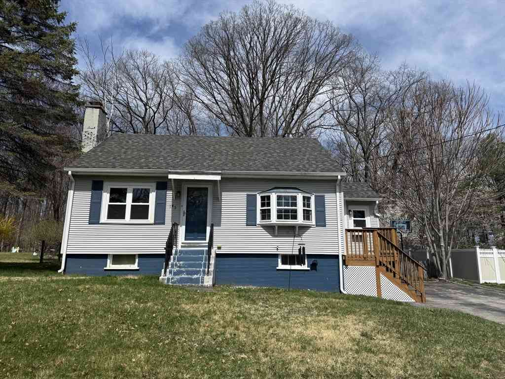 Homes For Sale - 43 Manor Rd<br/> Shrewsbury, MA 01545