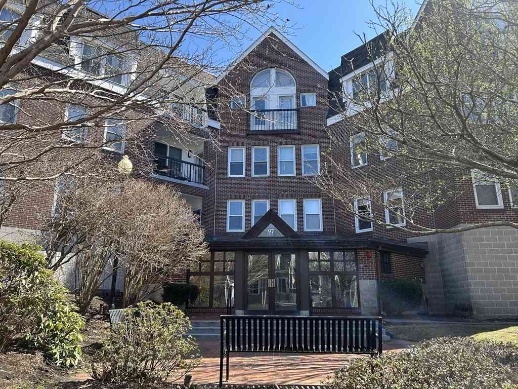 Condo For Sale - 97 Anderer Ln #202<br/> Boston, MA 02132