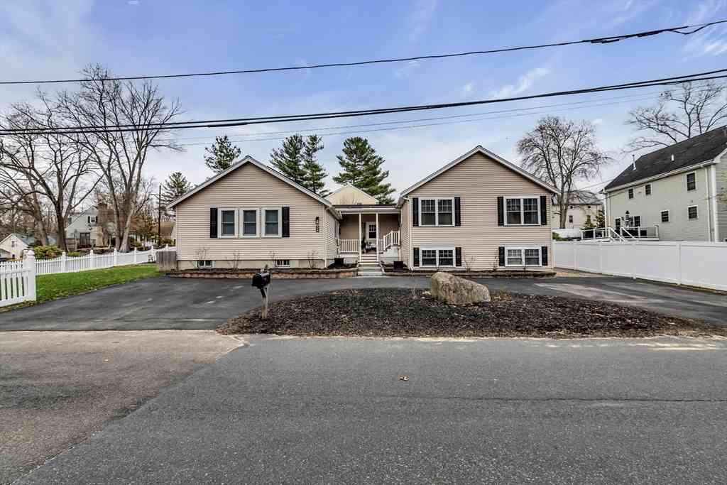 Homes For Sale - 34 Venice Road<br/> Methuen, MA 01844