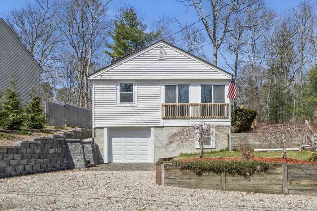 Homes For Sale - 7 Lake View Blvd<br/> Plymouth, MA 02360