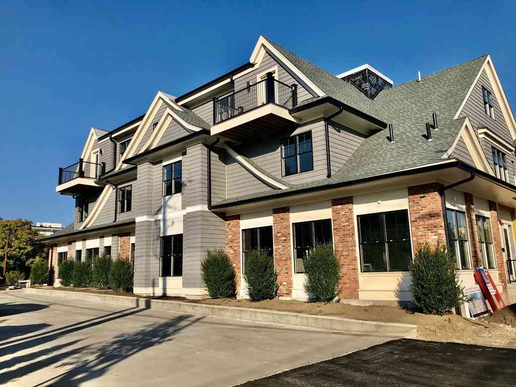 Homes For Rent - 15 Oak #202<br/> Needham, MA 02492