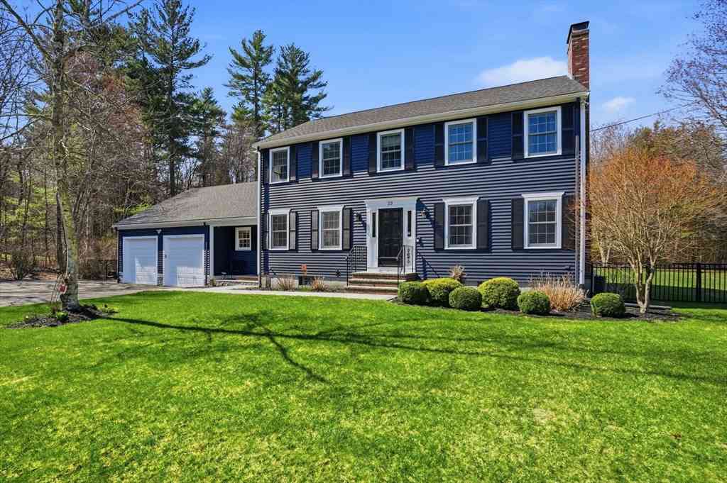 Homes For Sale - 23 Olde Farm Road<br/> Bristol County, Easton, MA 02375
