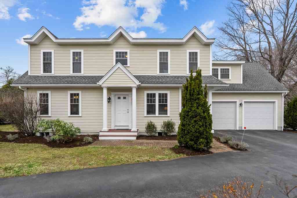 Homes For Sale - 210 School<br/> Middlesex County, Framingham, MA 01701