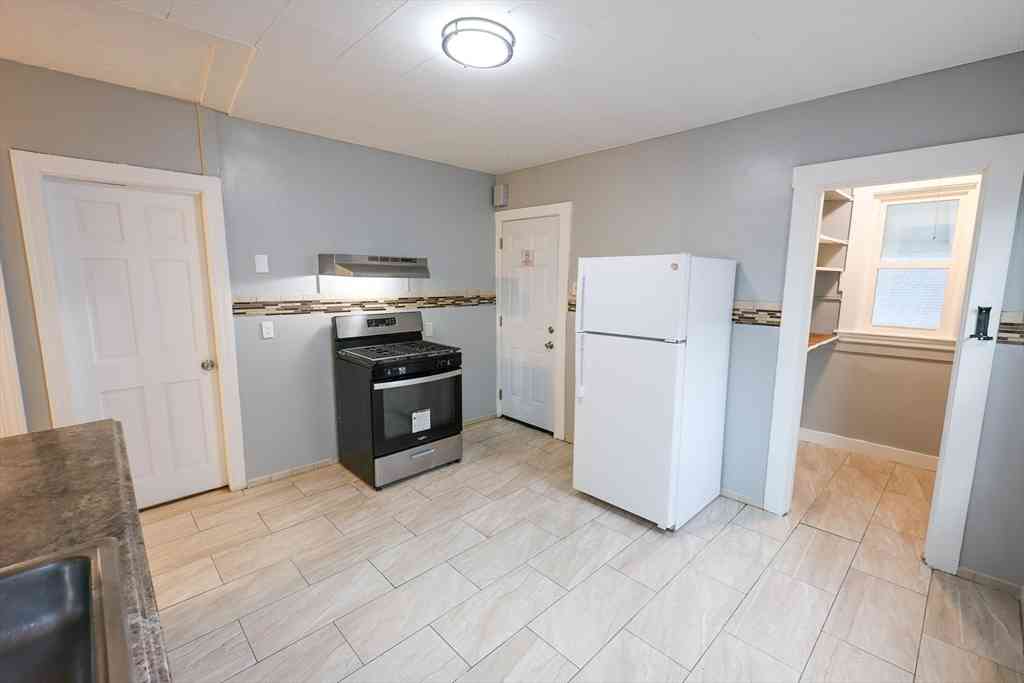 Apartment For Rent - 4 Standard Street #2<br/> Boston, MA 02126