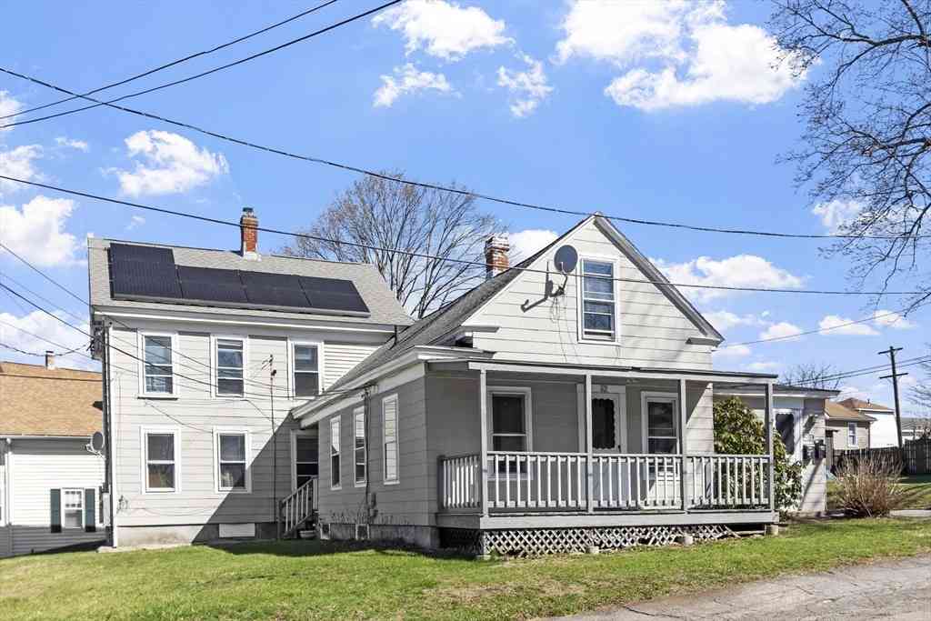 Multifamily For Rent - 52 Church St<br/> Spencer, MA 01562