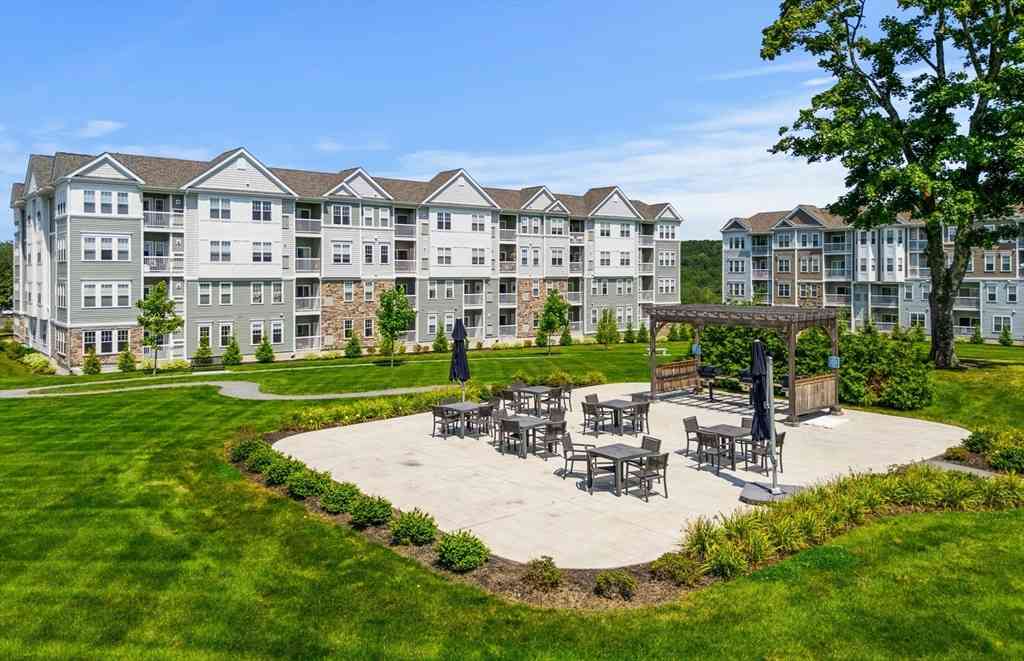 Condo For Sale - 5 Peters Farm Way #307<br/> Worcester County, Westborough, MA 01581