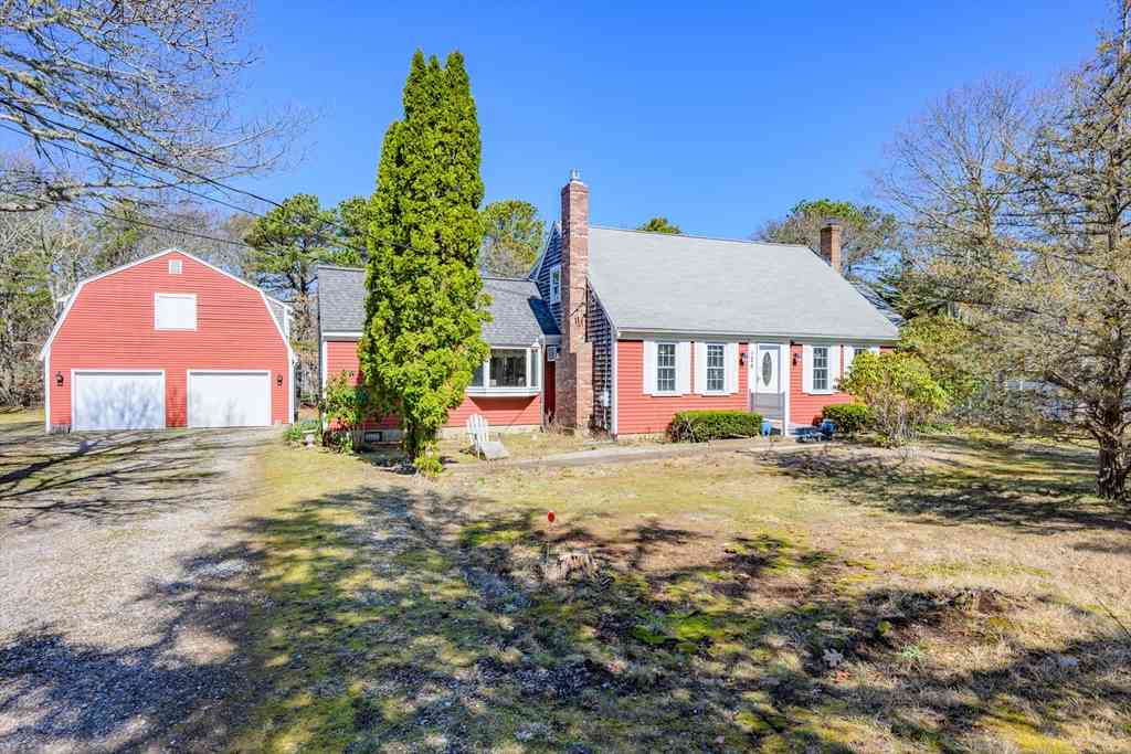 Homes For Sale - 125 Wamsutta Rd<br/> Eastham, MA 02642