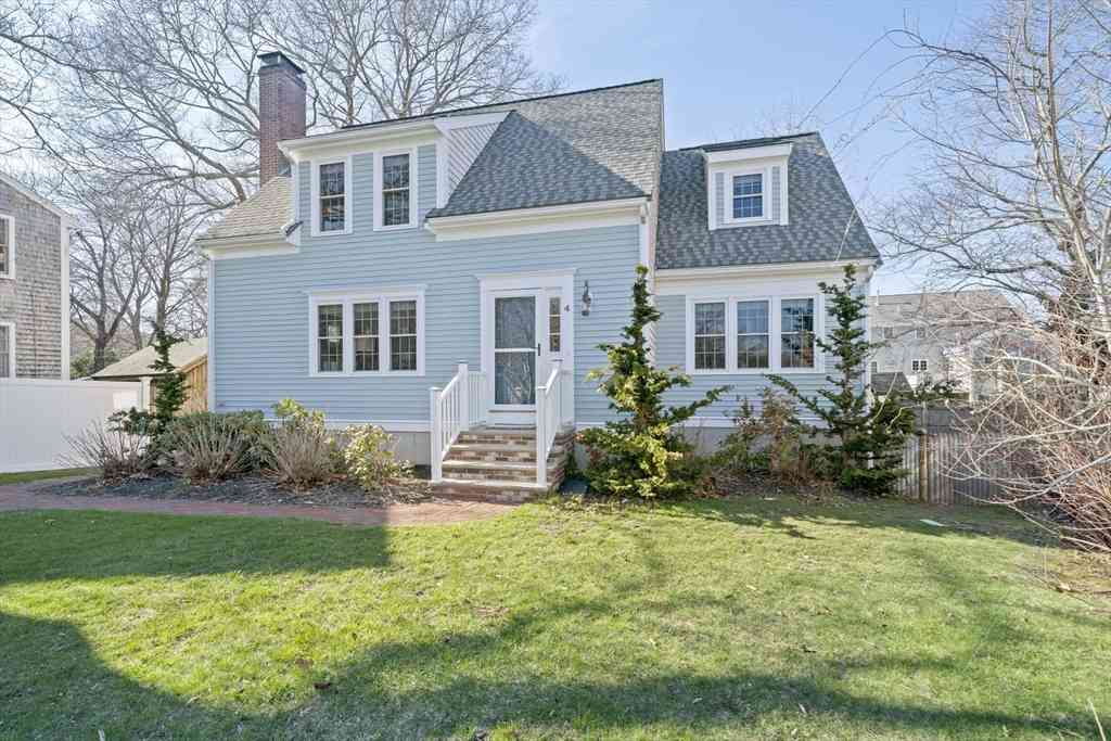 Homes For Sale - 4 Fresh Brook Waye<br/> Marshfield, MA 02050