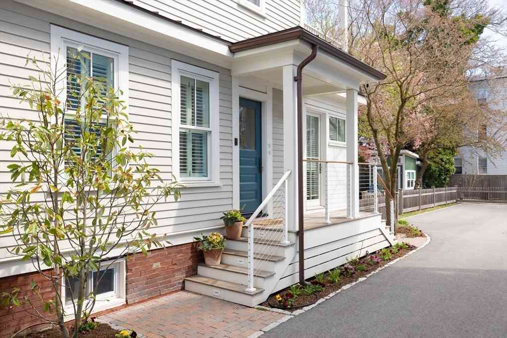 Condo For Sale - 110 Berkshire Street #1<br/> Cambridge, MA 02141
