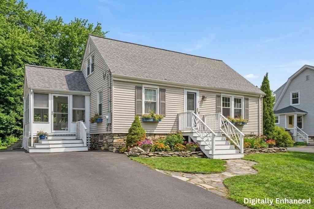 Homes For Sale - 21 Park Street<br/> Shrewsbury, MA 01545