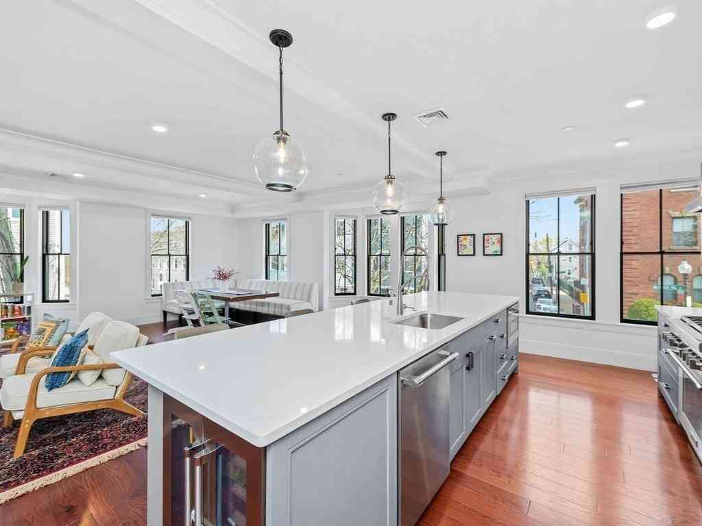 Condo For Sale - 324 Bunker Hill Street #201<br/> Boston, MA 02129