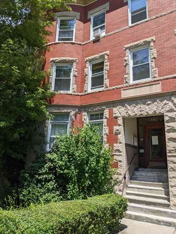 Apartment For Rent - 187 Winthrop Rd #3<br/> Brookline, MA 02445