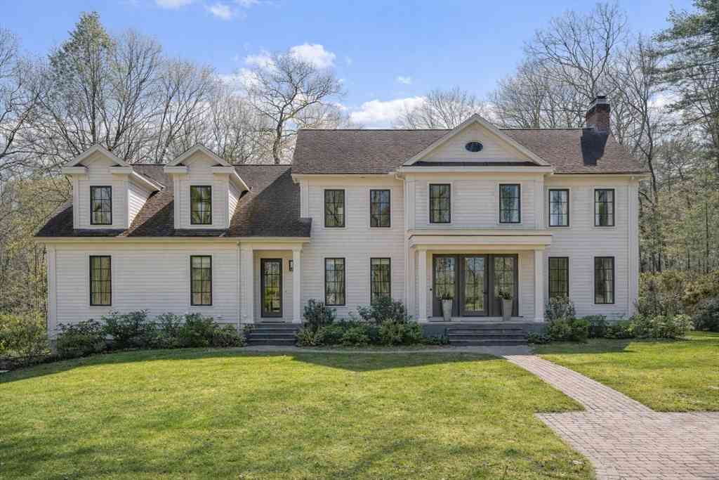 Homes For Sale - 9 Skating Pond Road<br/> Middlesex County, Weston, MA 02493