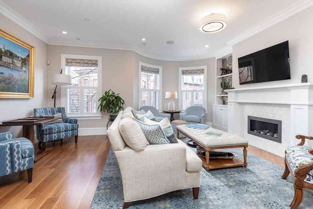 Condo For Sale - 196 West Brookline Street #2<br/> Boston, MA 02118