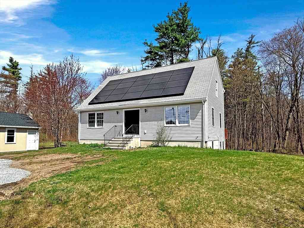 Homes For Sale - 2237 Main St<br/> Worcester County, Lancaster, MA 01523